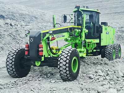 揭秘徐工GR300EP平地机：新能源干将如何高效作业？